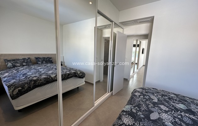 Resale - Apartment / flat - Villamartin - Costa Blanca