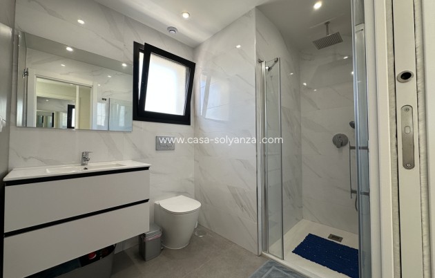 Resale - Apartment / flat - Villamartin - Costa Blanca