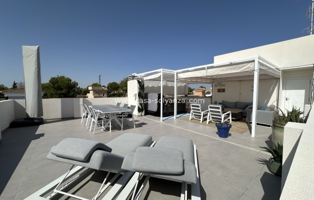Resale - Apartment / flat - Villamartin - Costa Blanca