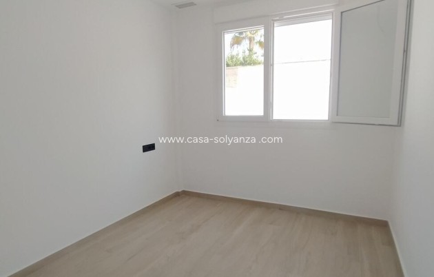 Reventa - Villa Penthouse - Torrevieja - Aguas nuevas