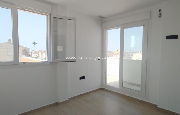 Reventa - Villa Penthouse - Torrevieja - Aguas nuevas