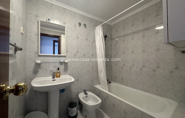 Resale - Apartment / flat - Torrevieja - Costa Blanca