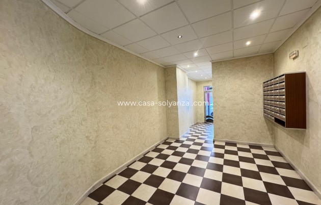 Resale - Apartment / flat - Torrevieja - Costa Blanca