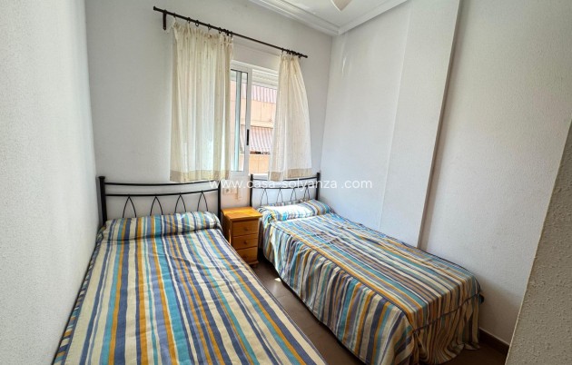 Resale - Apartment / flat - Torrevieja - Costa Blanca