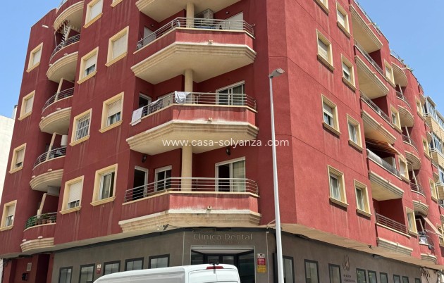 Resale - Apartment / flat - Torrevieja - Costa Blanca