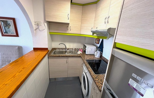 Reventa - Apartamento / piso - Torrevieja - Center
