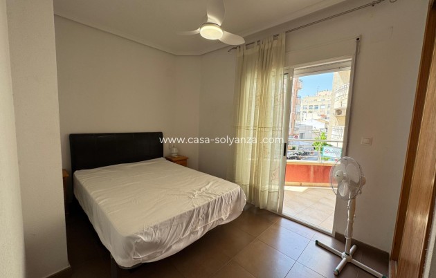 Resale - Apartment / flat - Torrevieja - Center