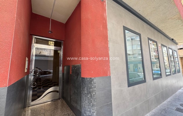 Resale - Apartment / flat - Torrevieja - Center
