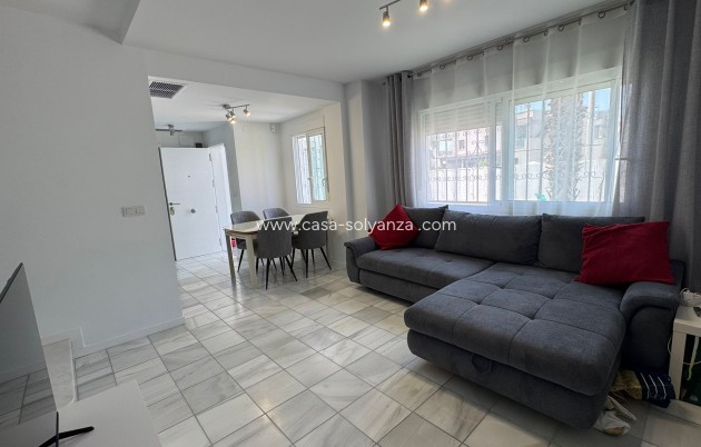 Resale - Villa - Torrevieja - Costa Blanca