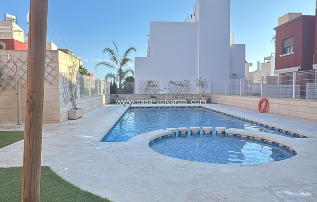 Resale - Villa - Torrevieja - Costa Blanca