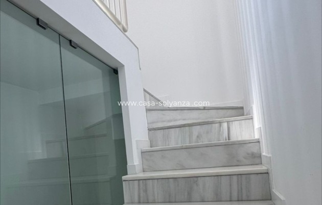 Resale - Villa - Torrevieja - Costa Blanca