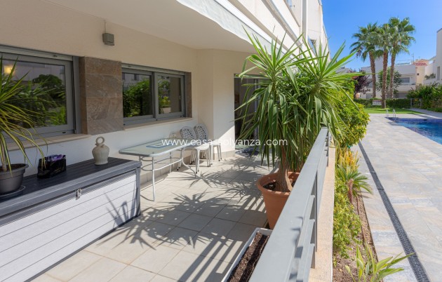 Resale - Apartment / flat - Torrevieja - Costa Blanca