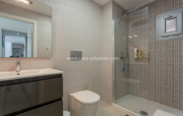 Resale - Apartment / flat - Torrevieja - Costa Blanca