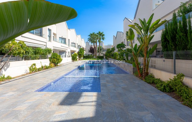 Resale - Apartment / flat - Torrevieja - Costa Blanca