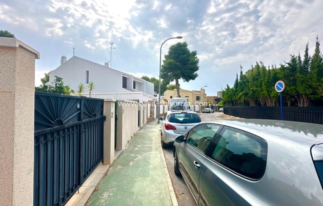 Resale - Apartment / flat - Orihuela Costa - Altos De Campoamor
