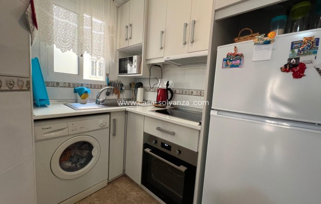 Resale - Apartment / flat - Torrevieja - Playa de los Locos