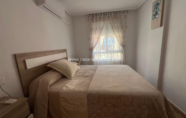 Resale - Apartment / flat - Torrevieja - Playa de los Locos