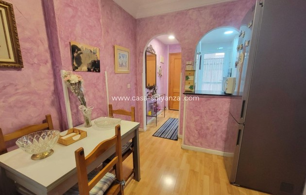 Resale - Apartment / flat - Torrevieja - Playa del Cura
