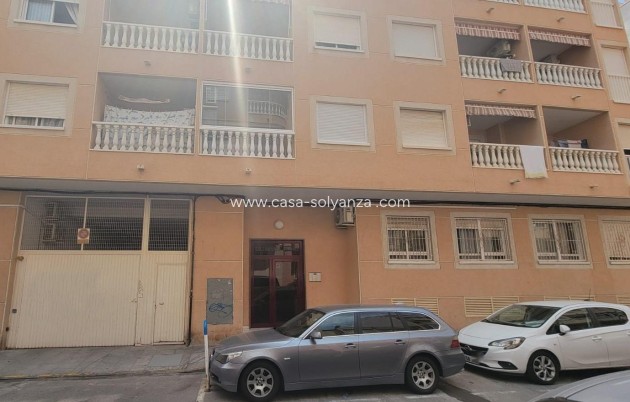 Resale - Apartment / flat - Torrevieja - Playa del Cura
