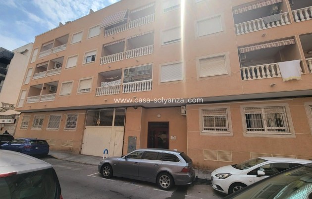 Resale - Apartment / flat - Torrevieja - Playa del Cura