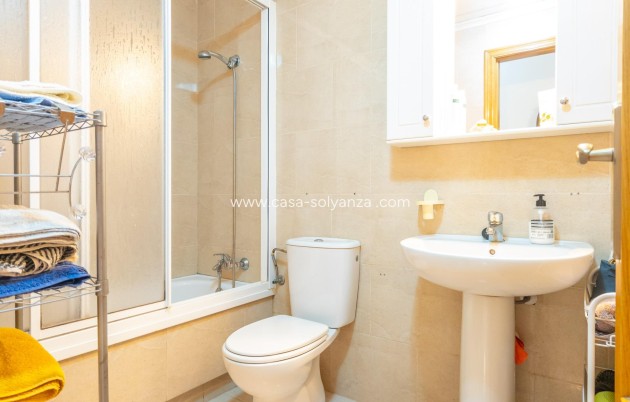 Resale - Apartment / flat - Torrevieja - Center
