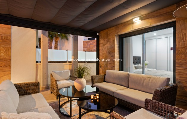 Revente - Villa - Orihuela-Costa - Lomas de Cabo Roig