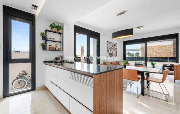 Revente - Villa - Orihuela Costa - Lomas de Cabo Roig