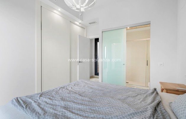 Revente - Villa - Orihuela Costa - Lomas de Cabo Roig