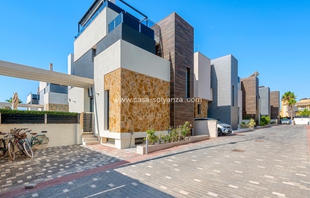 Revente - Villa - Orihuela Costa - Lomas de Cabo Roig