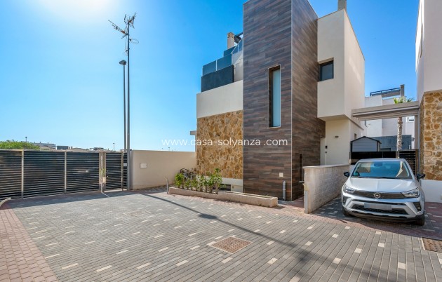 Revente - Villa - Orihuela Costa - Lomas de Cabo Roig