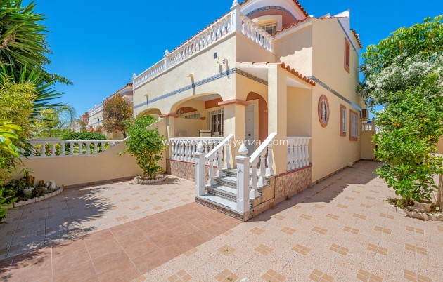 Wiederverkauf - Stadthaus - Orihuela Costa - La Zenia