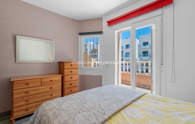 Wiederverkauf - Stadthaus - Orihuela Costa - La Zenia