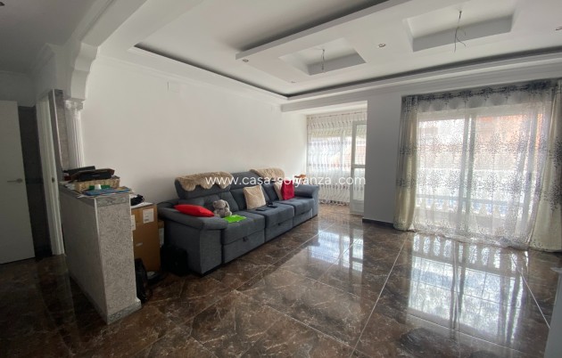 Resale - Apartment / flat - Torrevieja - Center