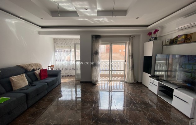 Resale - Apartment / flat - Torrevieja - Center