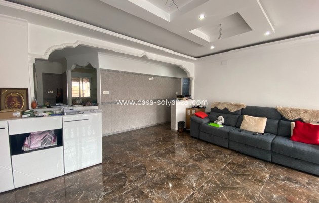 Resale - Apartment / flat - Torrevieja - Center