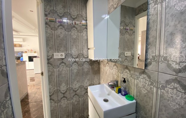 Resale - Apartment / flat - Torrevieja - Center