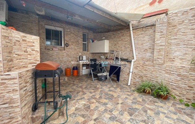 Resale - Apartment / flat - Torrevieja - Center
