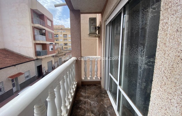 Resale - Apartment / flat - Torrevieja - Center