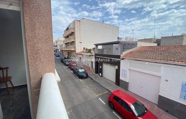 Resale - Apartment / flat - Torrevieja - Center