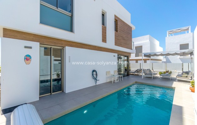 Revente - Villa - Orihuela Costa - Villamartín