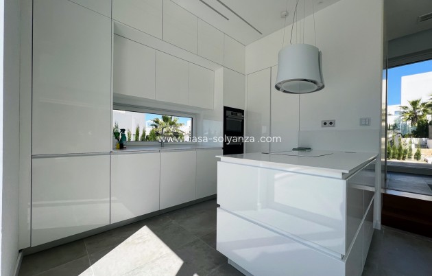 Herverkoop - Villa - LAS COLINAS GOLF RESORT