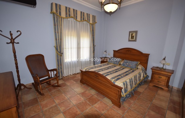 Herverkoop - Country Property/Finca - La Matanza