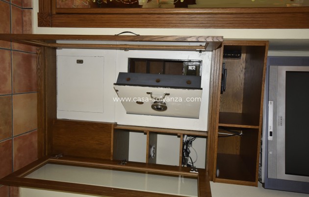 Herverkoop - Country Property/Finca - La Matanza