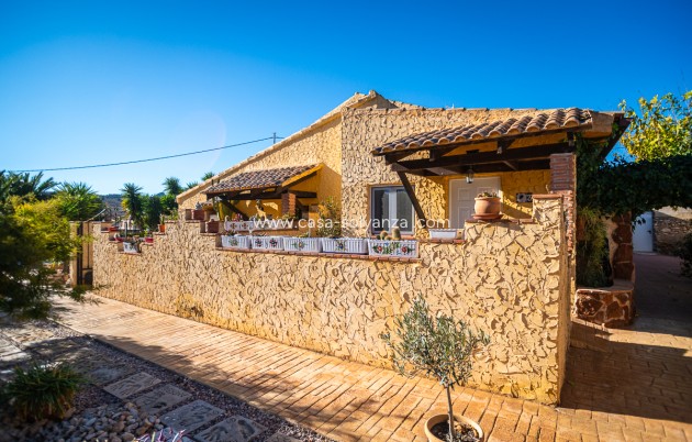 Wiederverkauf - Commercial Property - Hondón de las Nieves