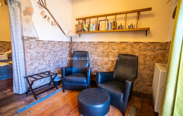 Wiederverkauf - Commercial Property - Hondón de las Nieves