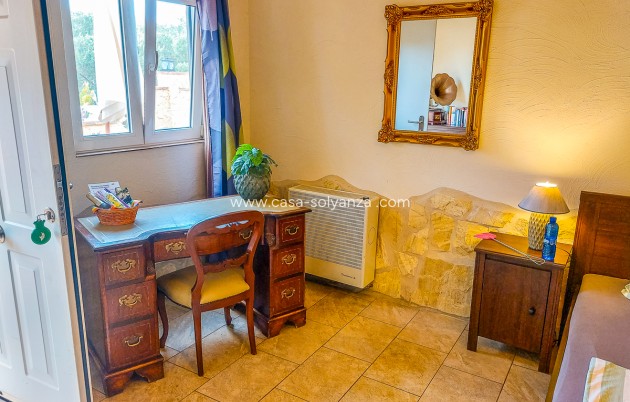 Wiederverkauf - Commercial Property - Hondón de las Nieves