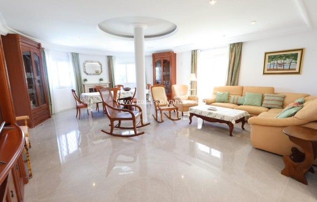 Wiederverkauf - Villa - Cabo Roig - MUY CERCA DE LA PLAYA