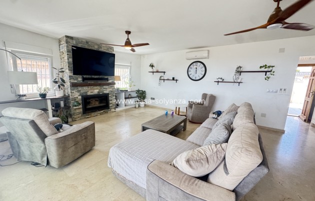 Resale - Villa - San Miguel de Salinas