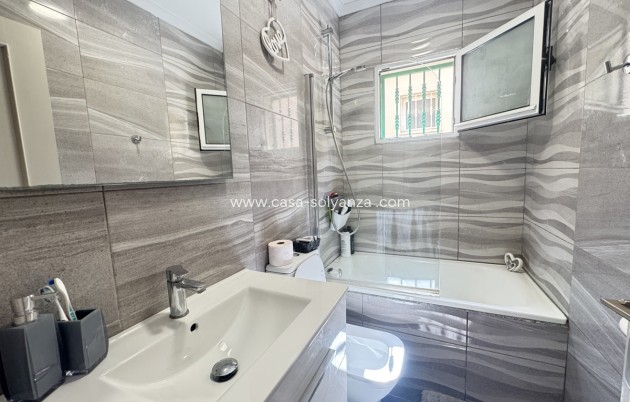 Reventa - Villa - Villamartin - Villamartín