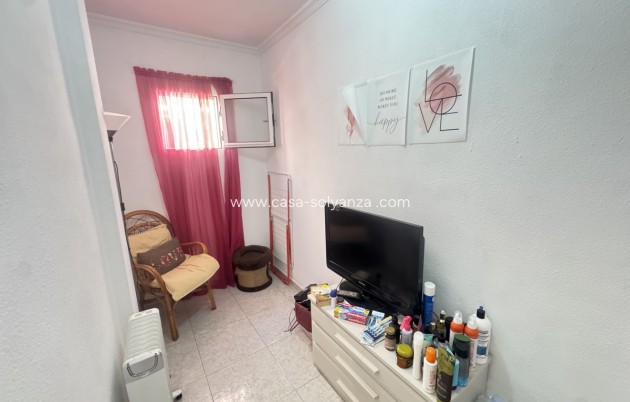 Reventa - Villa - Villamartin - Villamartín